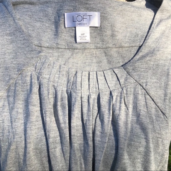 Ann Taylor LOFT petites Gray sleeveless blouse - Picture 2 of 4